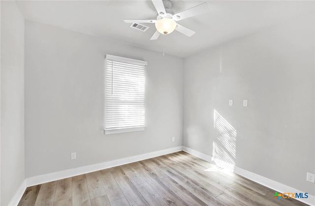 400 Shady Bluff Drive, Wimberley, TX 78676