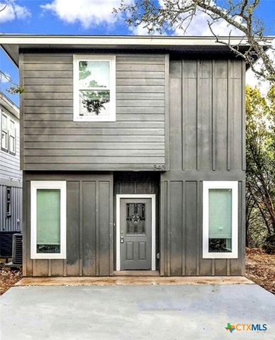 400 Shady Bluff Drive, Wimberley, TX 78676