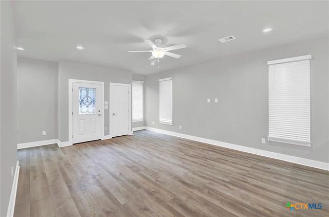 400 Shady Bluff Drive, Wimberley, TX 78676