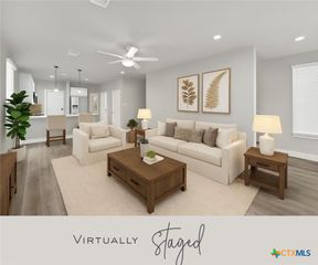 400 Shady Bluff Drive, Wimberley, TX 78676
