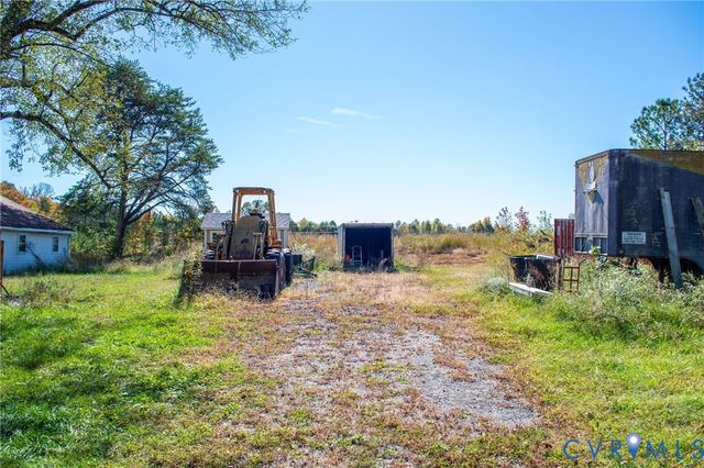 6316 Fredericksburg Tpke, Woodford, VA 22580