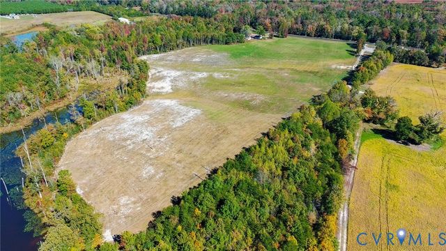 6316 Fredericksburg Tpke, Woodford, VA 22580