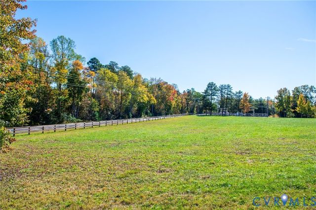 6316 Fredericksburg Tpke, Woodford, VA 22580