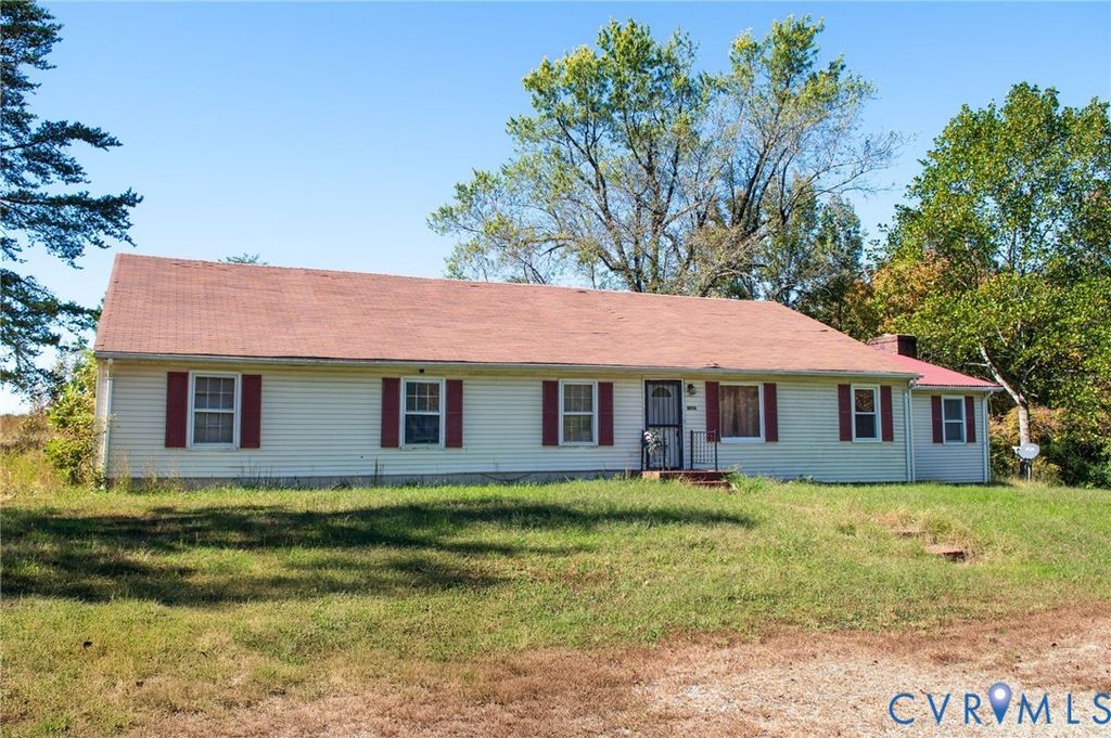 6316 Fredericksburg Tpke, Woodford, VA 22580