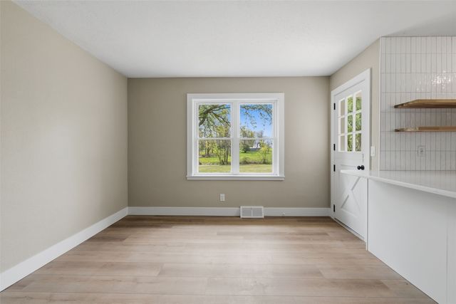 1033 Rolling Glen Drive, Marion, IA 52302