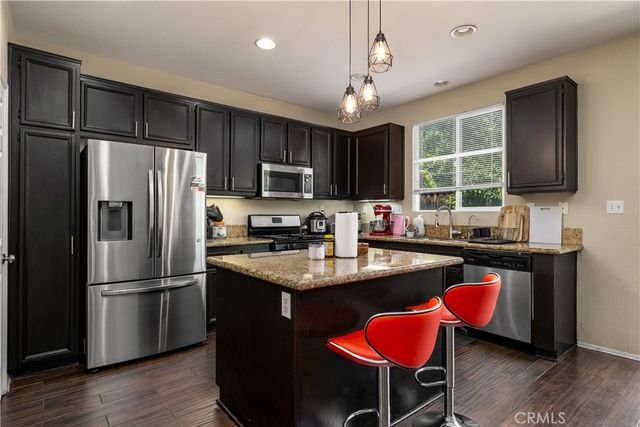 38096 Talavera Court, Murrieta, CA 92563