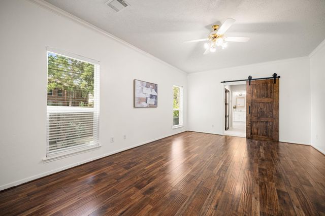 9319 Hudson Bend Circle, Houston, TX 77095