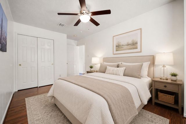 9319 Hudson Bend Circle, Houston, TX 77095