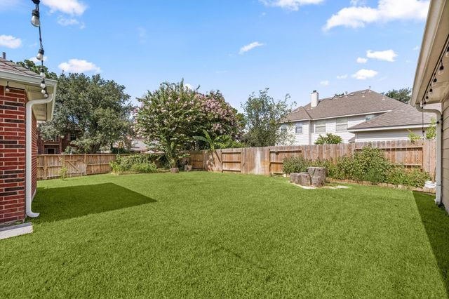 9319 Hudson Bend Circle, Houston, TX 77095