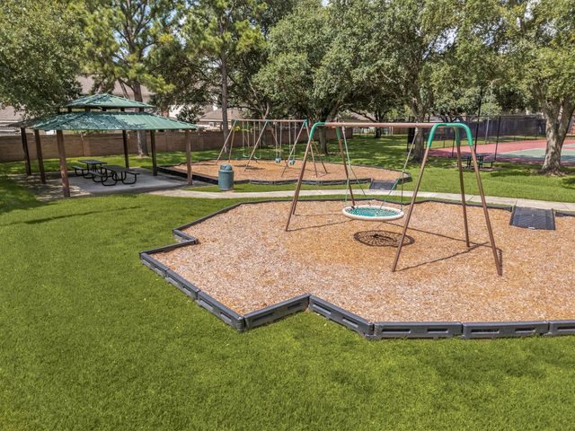 9319 Hudson Bend Circle, Houston, TX 77095