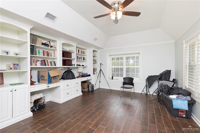 1902 Sundance Street, Palmhurst, TX 78573