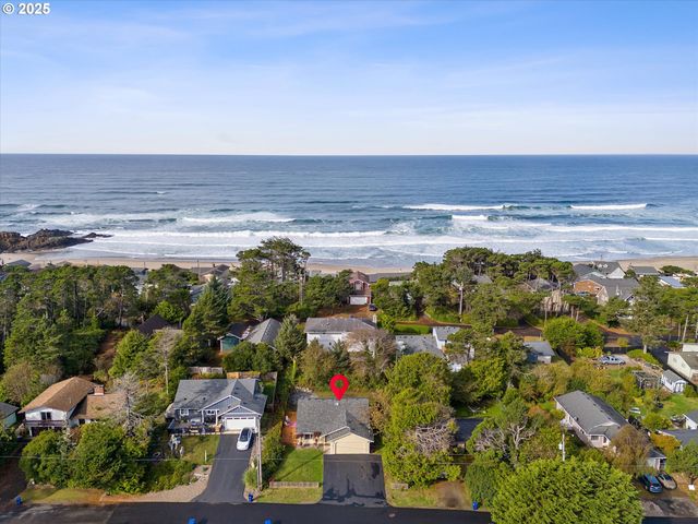 3635 SEA MIST Ave, Depoe Bay, OR 97341