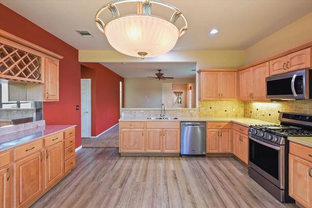 111 Bonham LOOP, Georgetown, TX 78633
