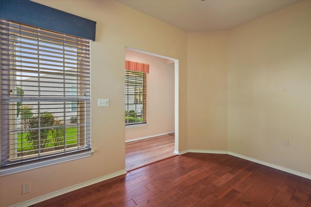 111 Bonham LOOP, Georgetown, TX 78633