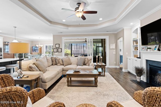 2712 Shady Pine Circle, Southport, NC 28461