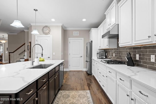 2712 Shady Pine Circle, Southport, NC 28461