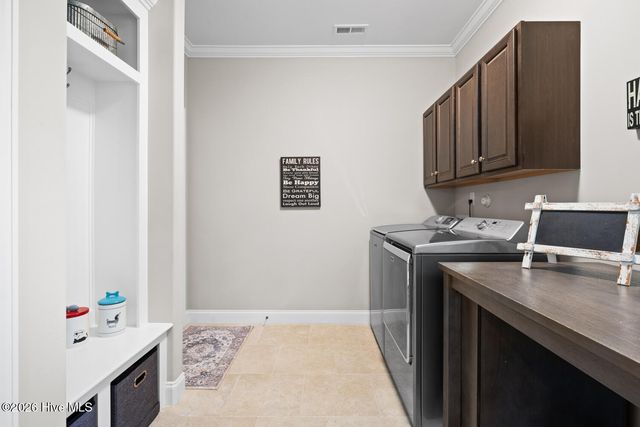 2712 Shady Pine Circle, Southport, NC 28461