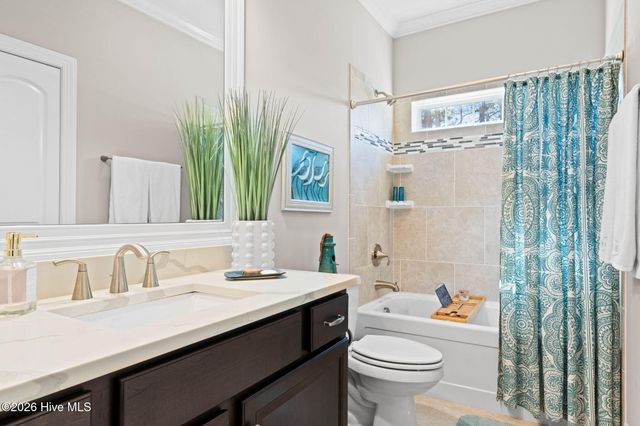 2712 Shady Pine Circle, Southport, NC 28461