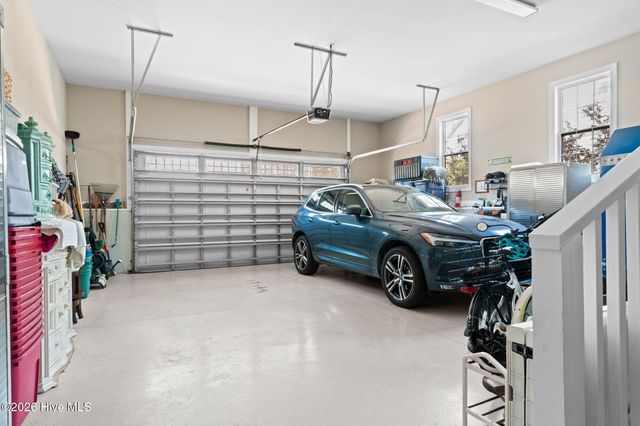 2712 Shady Pine Circle, Southport, NC 28461