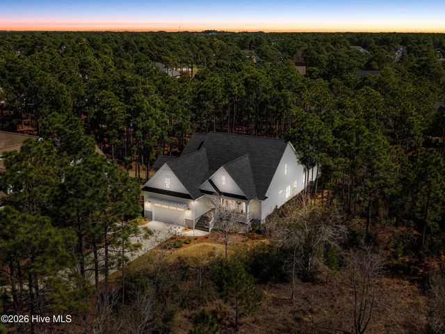 2712 Shady Pine Circle, Southport, NC 28461