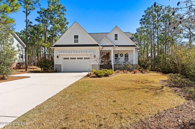 2712 Shady Pine Circle, Southport, NC 28461