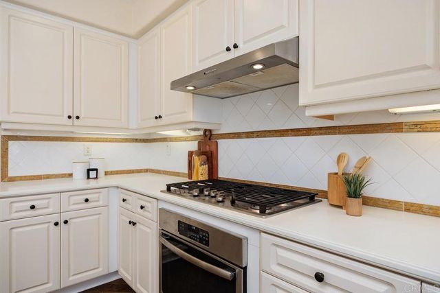 1589 Corte Orchidia, Carlsbad, CA 92011