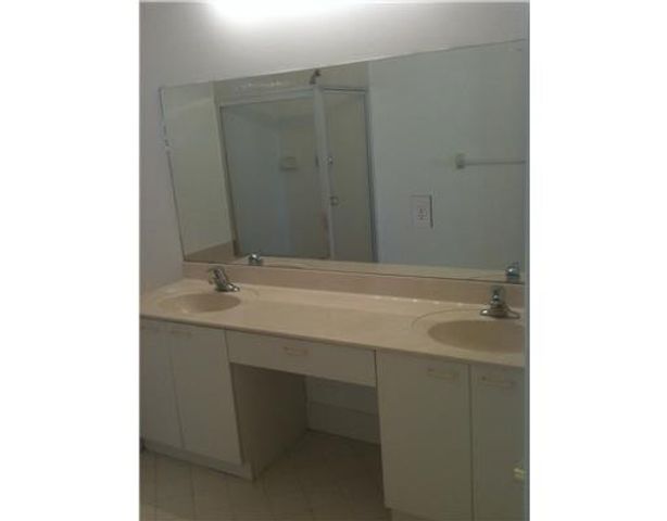 9829 Scribner Lane, Wellington, FL 33414