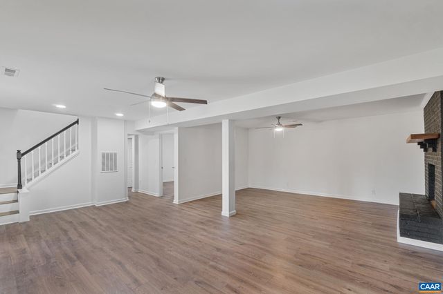 115 DEERWOOD DR, Charlottesville, VA 22911