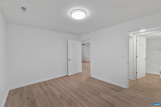 115 DEERWOOD DR, Charlottesville, VA 22911