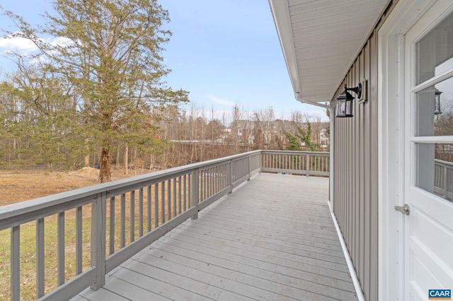 115 DEERWOOD DR, Charlottesville, VA 22911