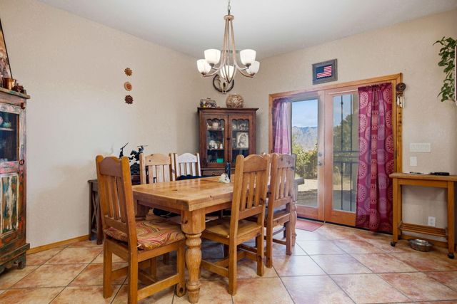 1716 Shoshone Trail NE, Rio Rancho, NM 87144