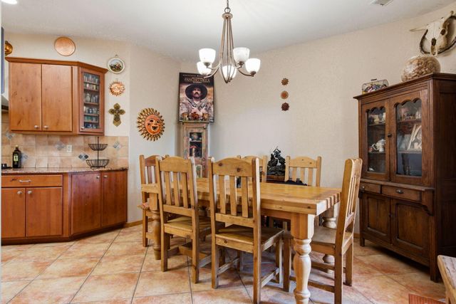 1716 Shoshone Trail NE, Rio Rancho, NM 87144