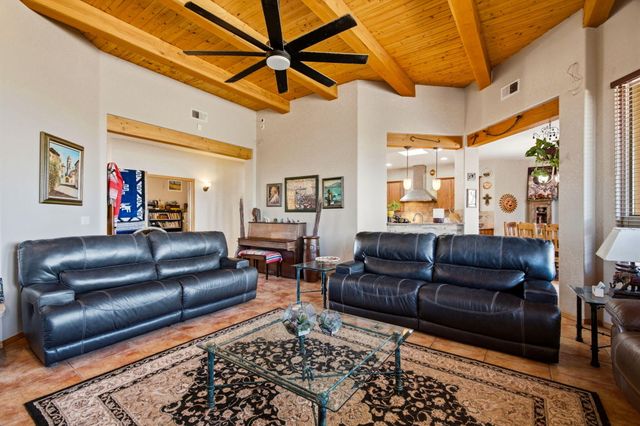 1716 Shoshone Trail NE, Rio Rancho, NM 87144