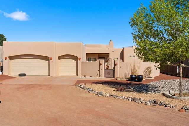 1716 Shoshone Trail NE, Rio Rancho, NM 87144