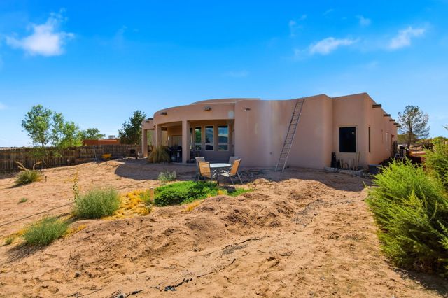 1716 Shoshone Trail NE, Rio Rancho, NM 87144