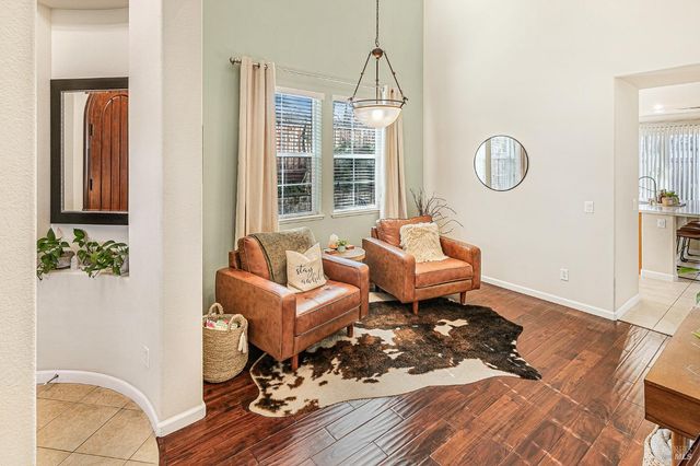 2167 Linwood Ave, Santa Rosa, CA 95404