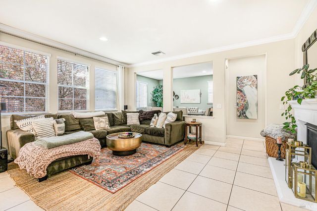 2167 Linwood Ave, Santa Rosa, CA 95404