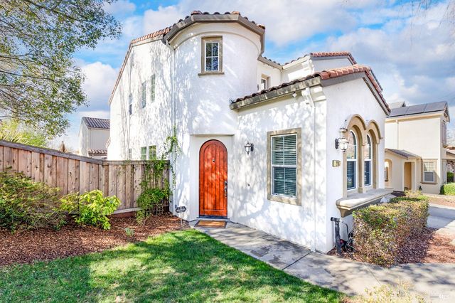 2167 Linwood Ave, Santa Rosa, CA 95404