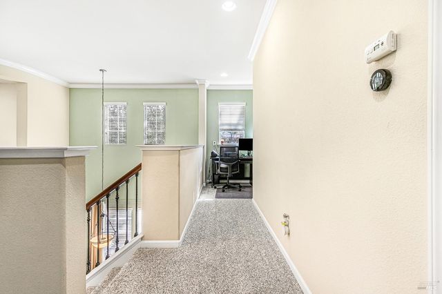 2167 Linwood Ave, Santa Rosa, CA 95404