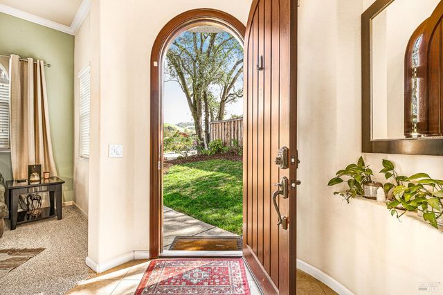 2167 Linwood Ave, Santa Rosa, CA 95404