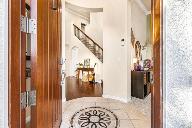 2167 Linwood Ave, Santa Rosa, CA 95404