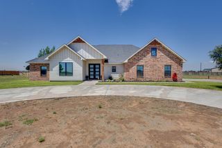 2506 S County Rd 1041, Stanton, TX 79782