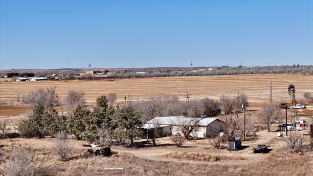 488 Co Road 4, Turkey, TX 79261