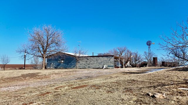 488 Co Road 4, Turkey, TX 79261