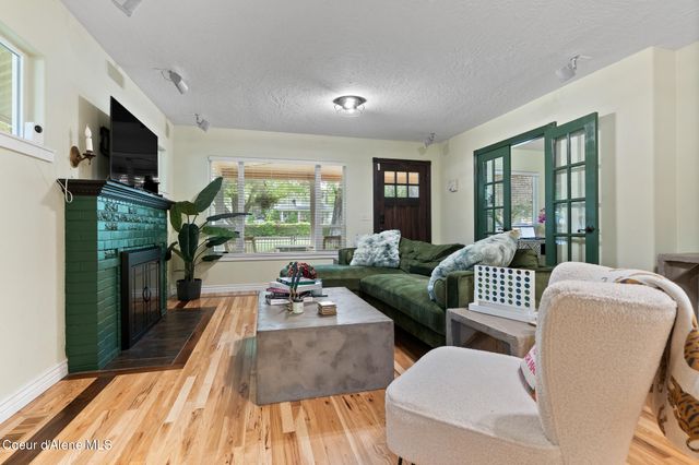 702 N Government WAY, Coeur D'alene, ID 83814