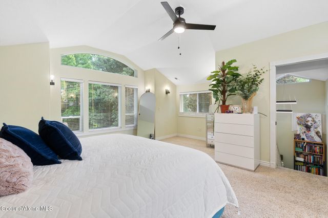 702 N Government WAY, Coeur D'alene, ID 83814