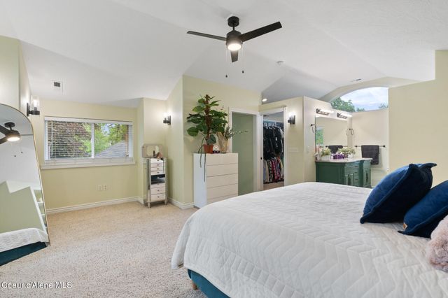 702 N Government WAY, Coeur D'alene, ID 83814