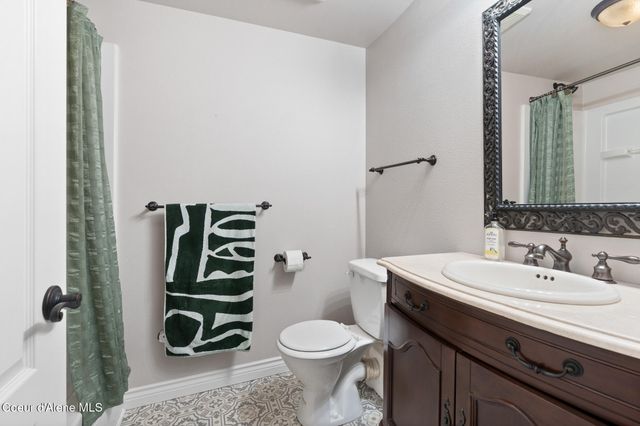 702 N Government WAY, Coeur D'alene, ID 83814