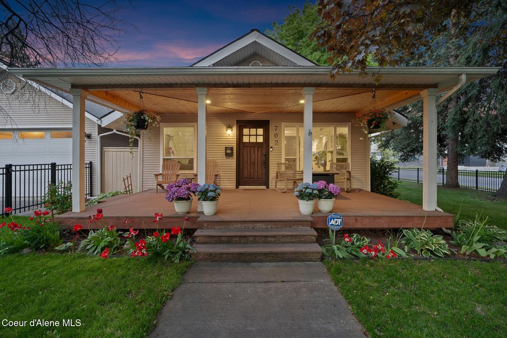 702 N Government WAY, Coeur D'alene, ID 83814