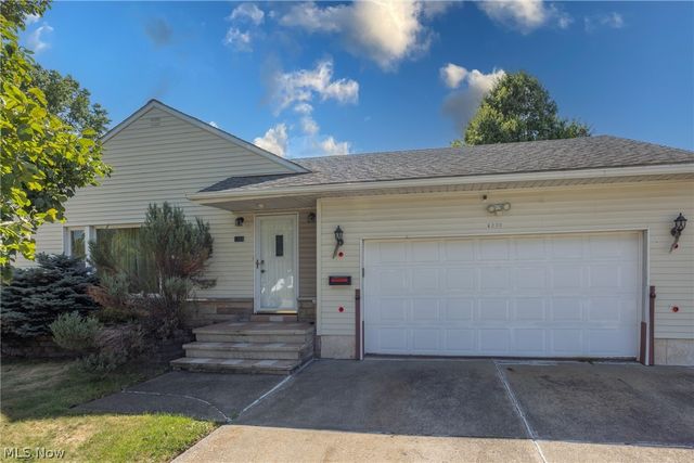 1668 Chelmsford, Mayfield Heights, OH 44124